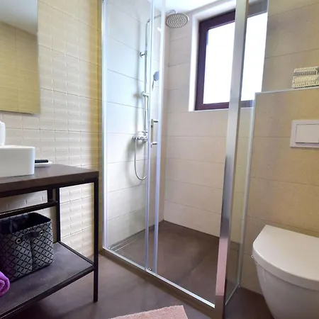 Daire Aki Antonlea By Interhome